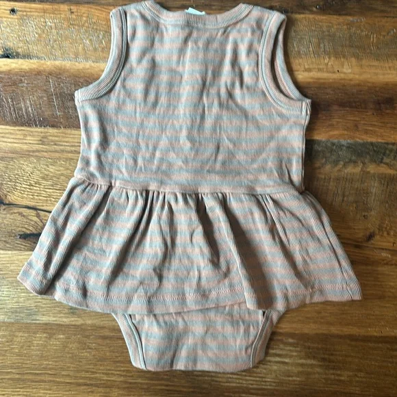 Kate Quinn stripe Peplum onesie NWT 18-24 months - Picture 6 of 6